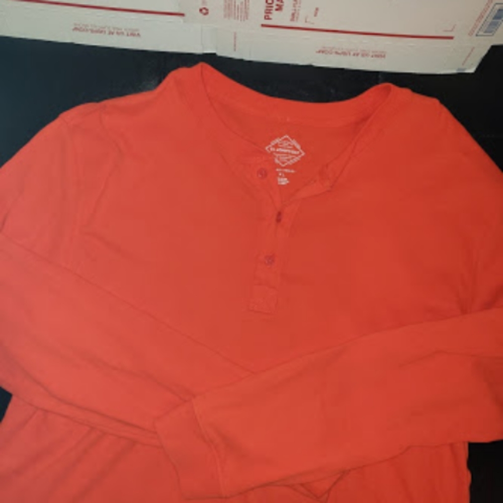 Size xl - Picture 2 of 2